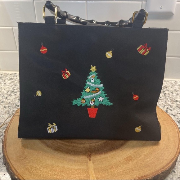 Tiannl Handbags - Tiannl Black Festive Embroidered Tote